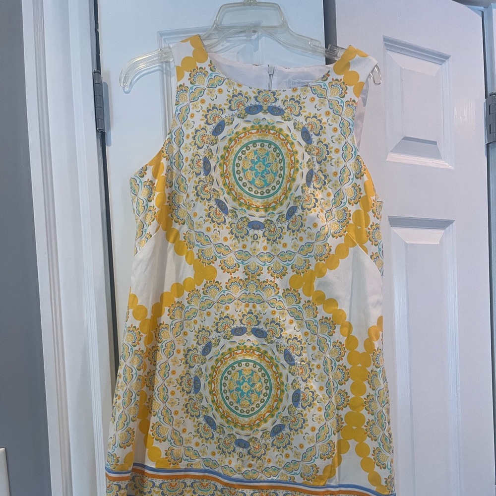 London Times sheath Dress with Yellow and Blue Medallion Design